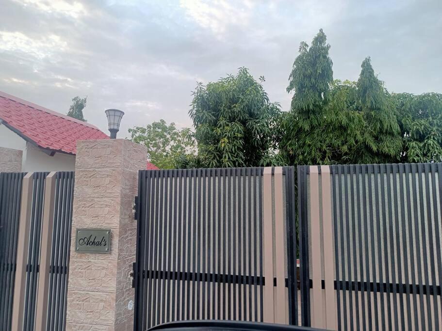 Achal Farm जंगल में मंगल Gurgaon Exterior foto